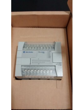 ALLEN BRADLEY 1762-L24BWA